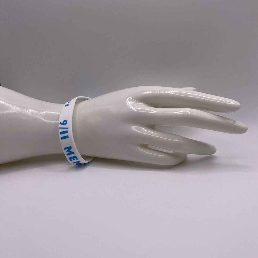 White & Blue Never Forget 9/11 Memorial Rubber Bracelet